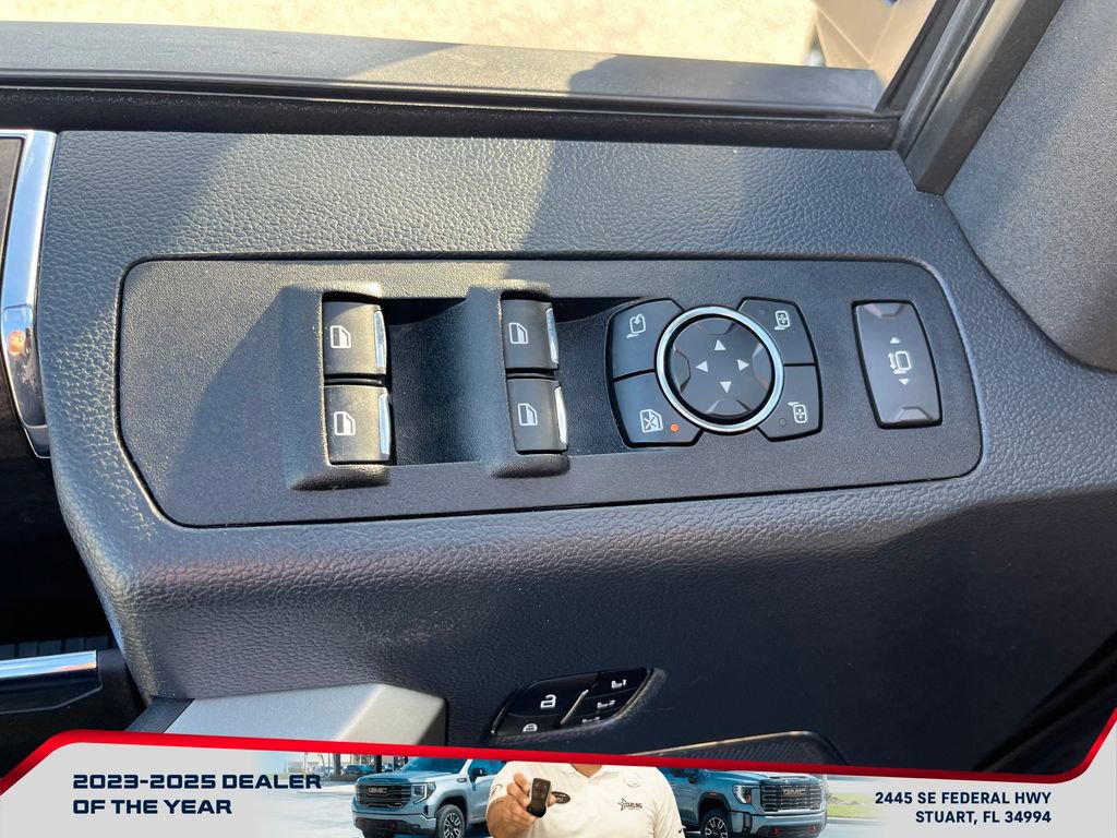 Used 2022 Ford F250 Lariat w/ Tremor Off-Road Package image 12
