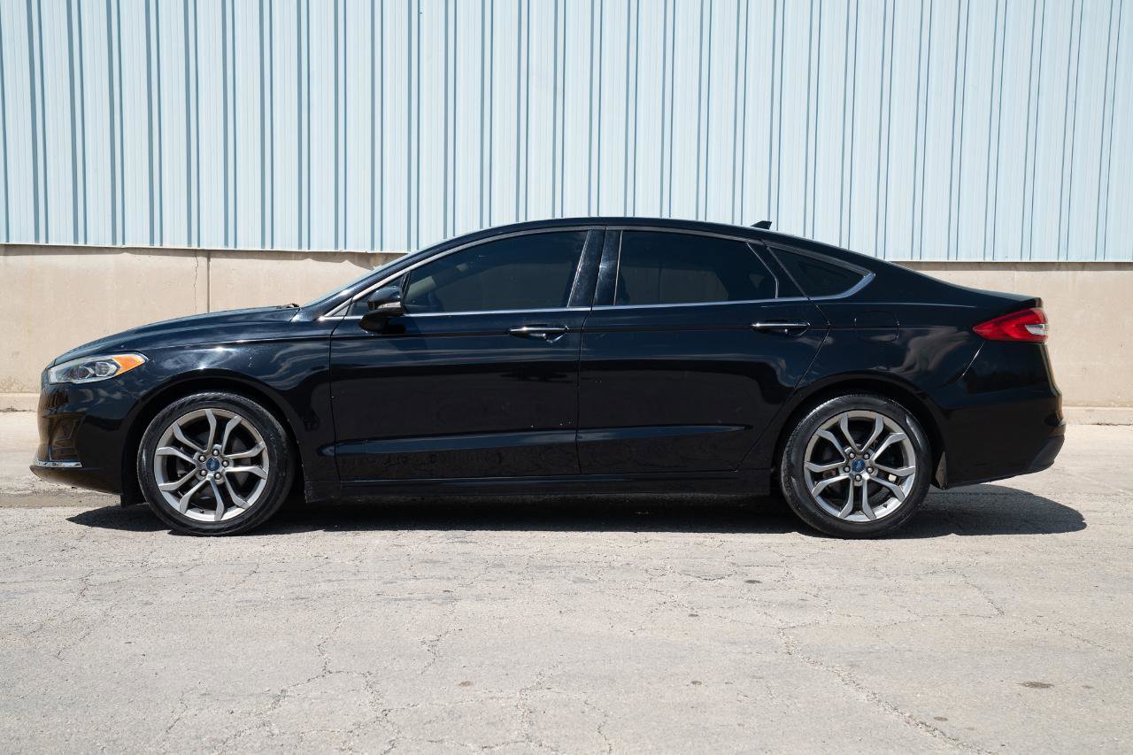 Used 2020 Ford Fusion SEL FWD image 6