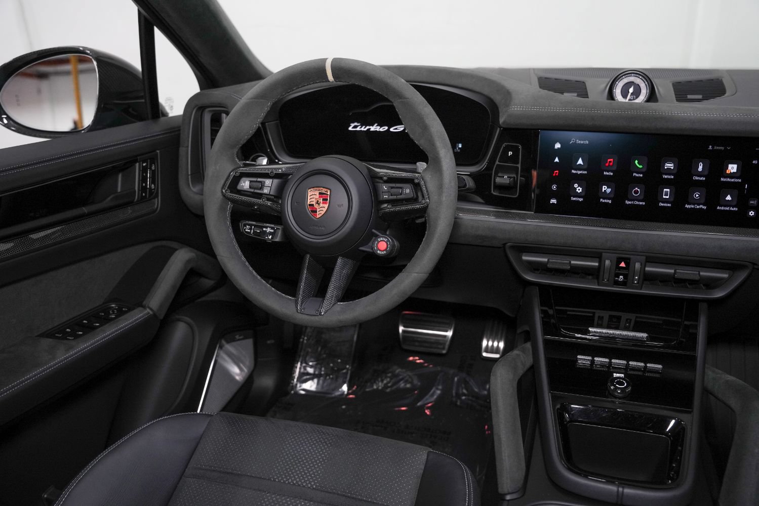 Used 2025 Porsche Cayenne Turbo GT AWD/4WD image 42