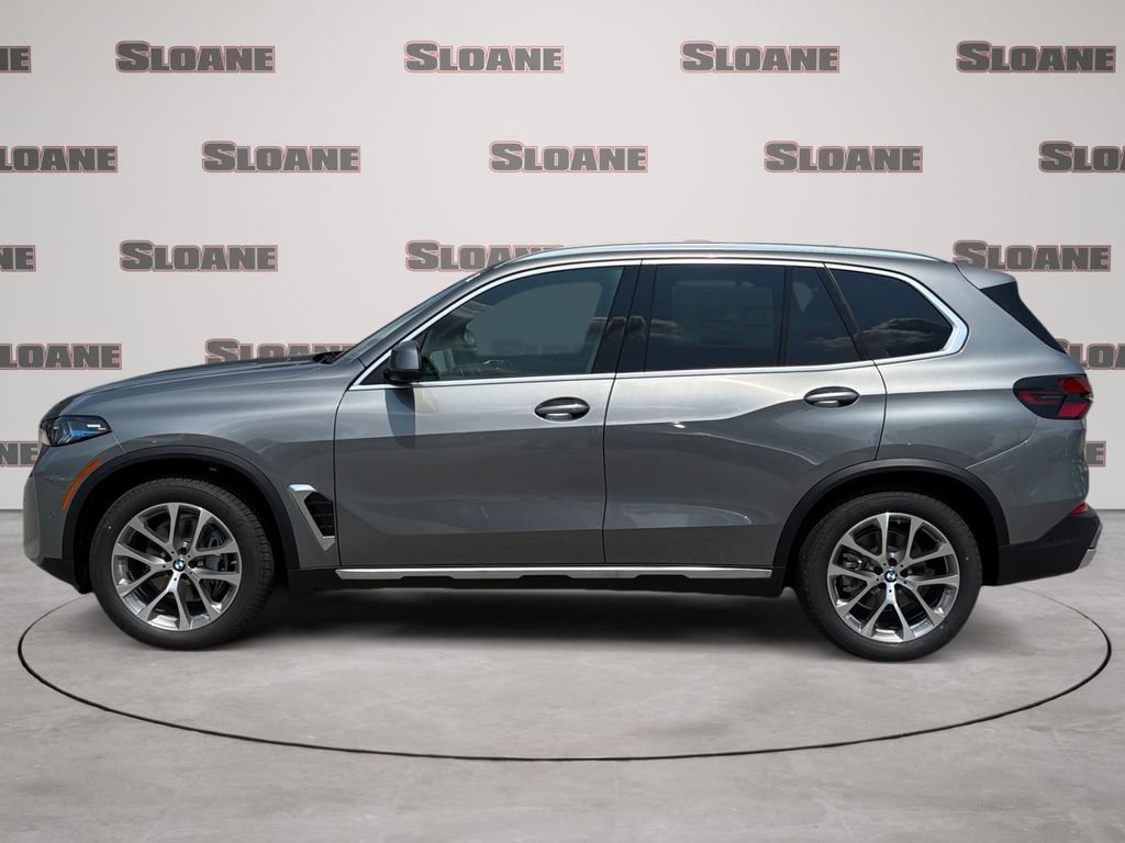 New 2026 BMW X5 xDrive40i w/ Premium Package AWD/4WD image 2