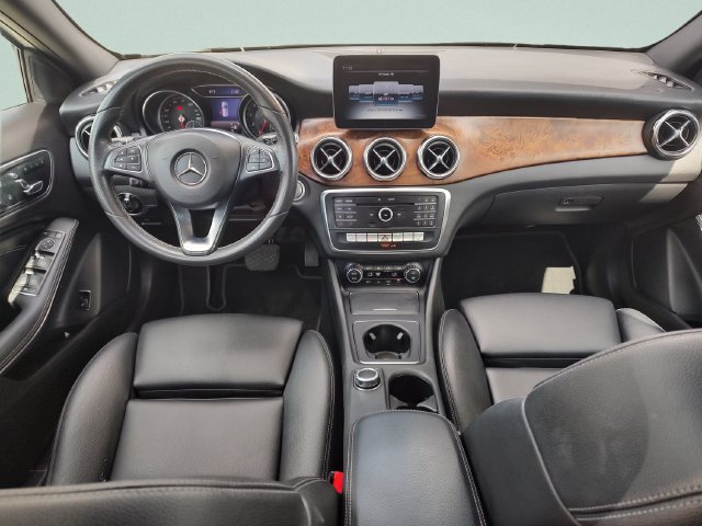 Used 2018 Mercedes-Benz GLA 250 image 9
