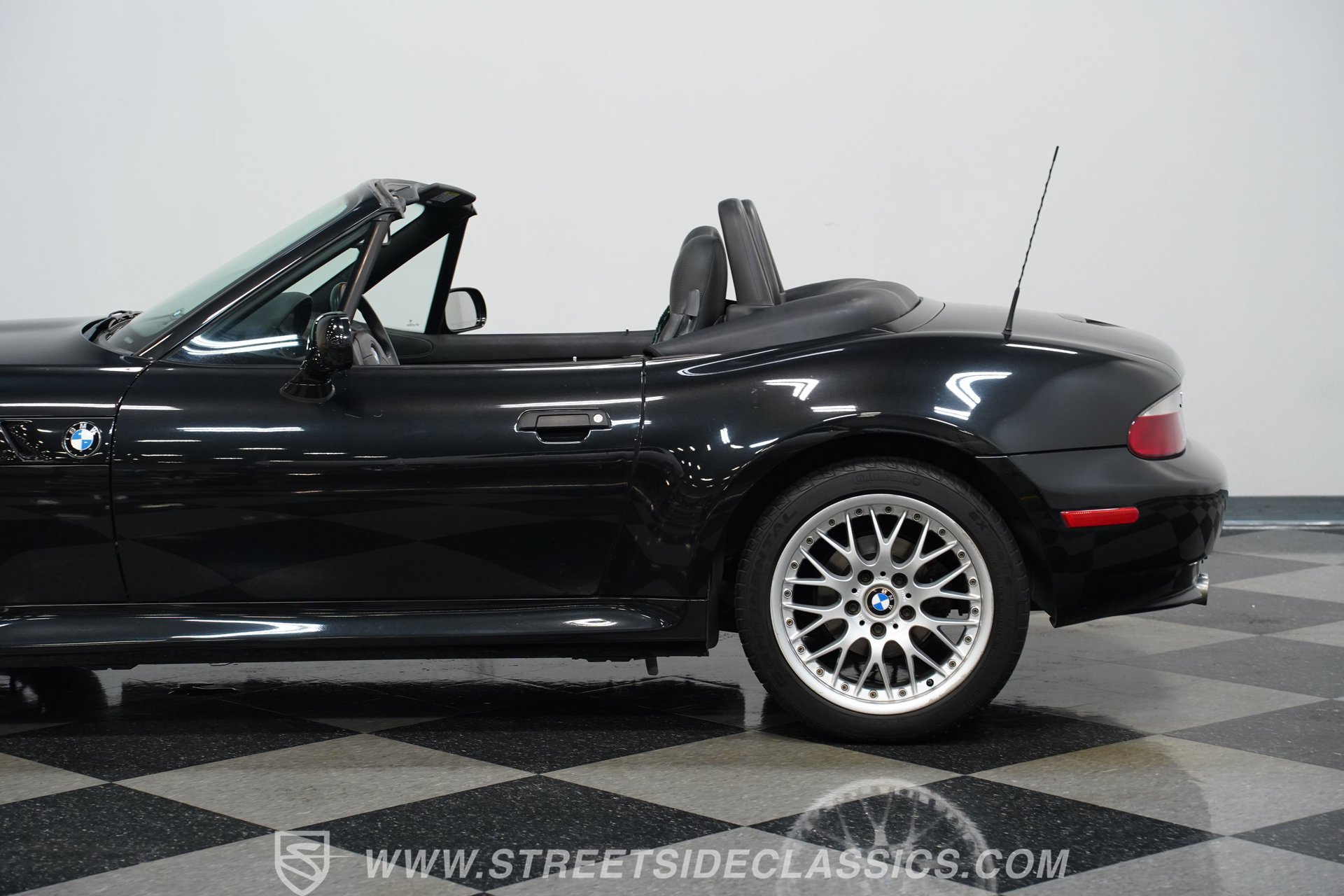 Used 2002 BMW Z3 3.0i image 24