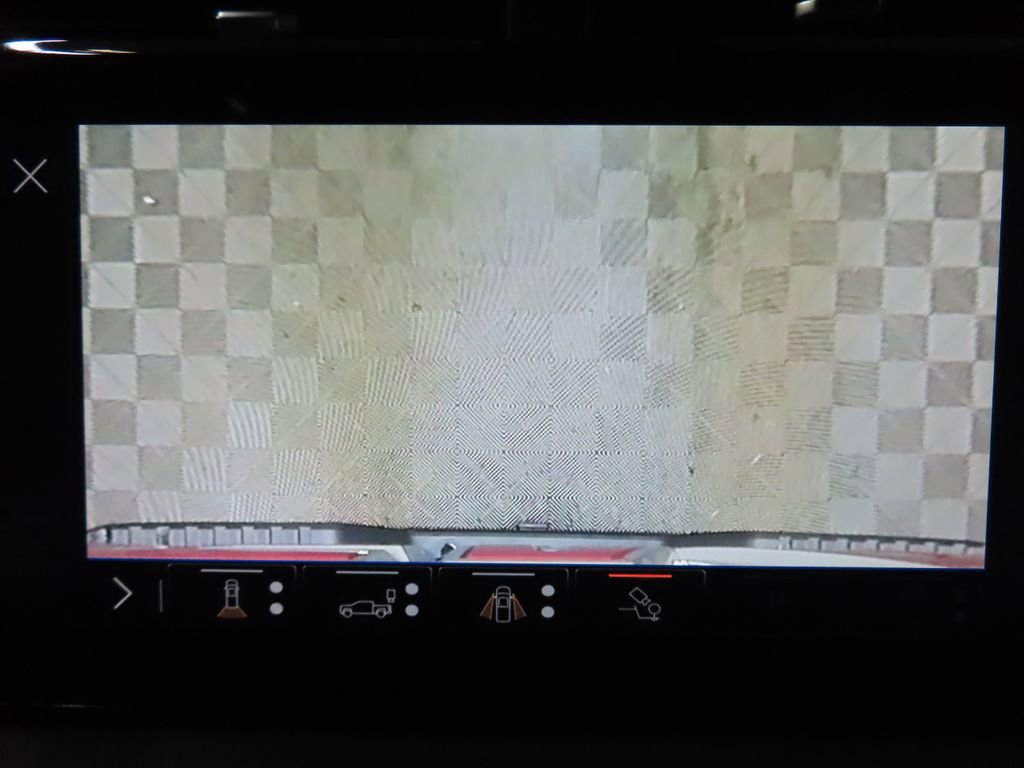 Used 2025 GMC Sierra 2500 AT4 image 19