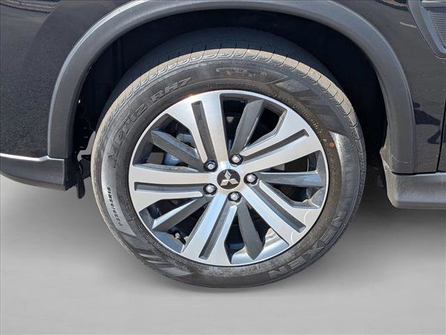 Used 2025 Mitsubishi Outlander Sport AWD image 24