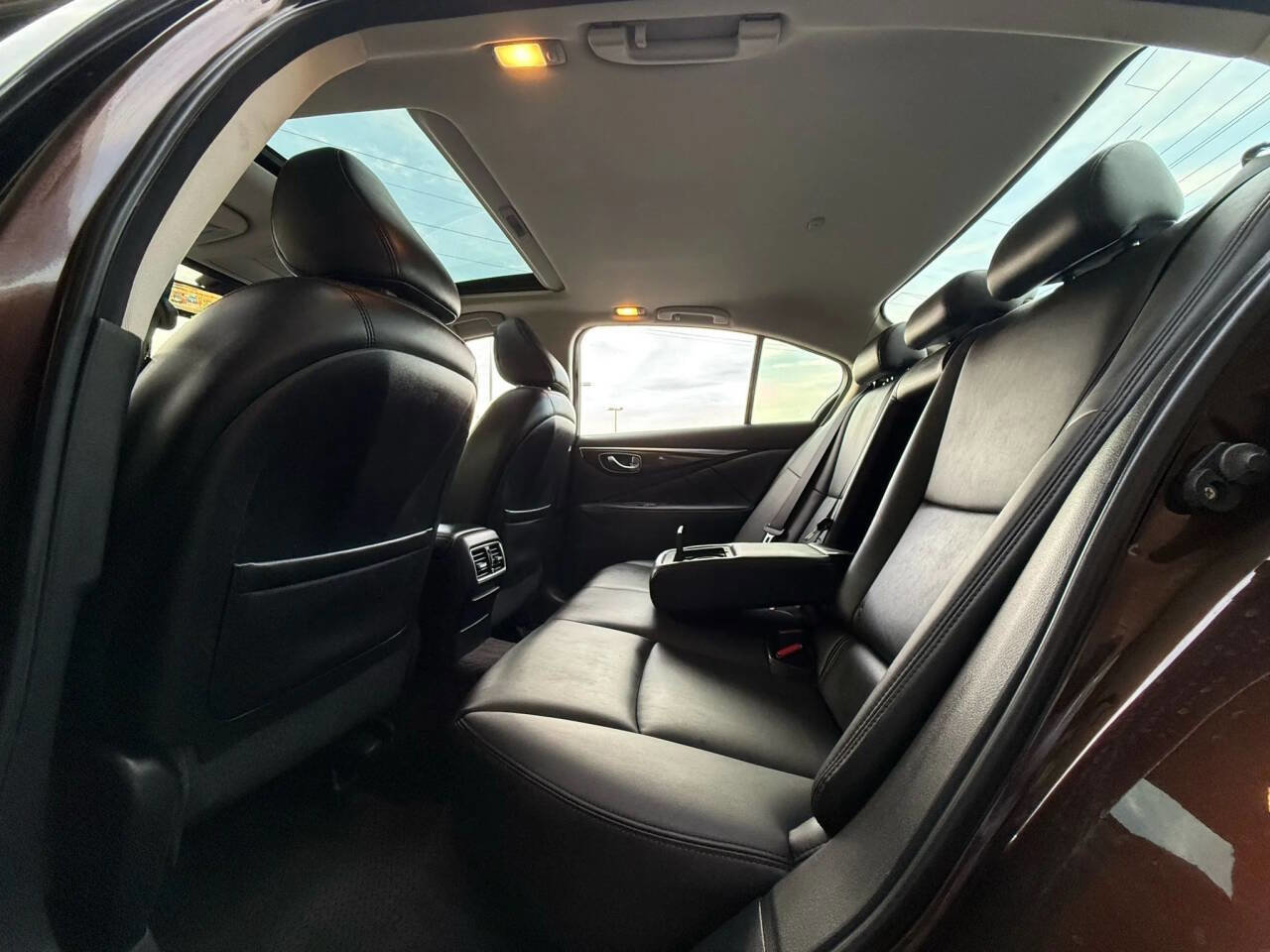 Used 2018 INFINITI Q50 Luxe w/ Essential Package (3.0T Luxe) image 22