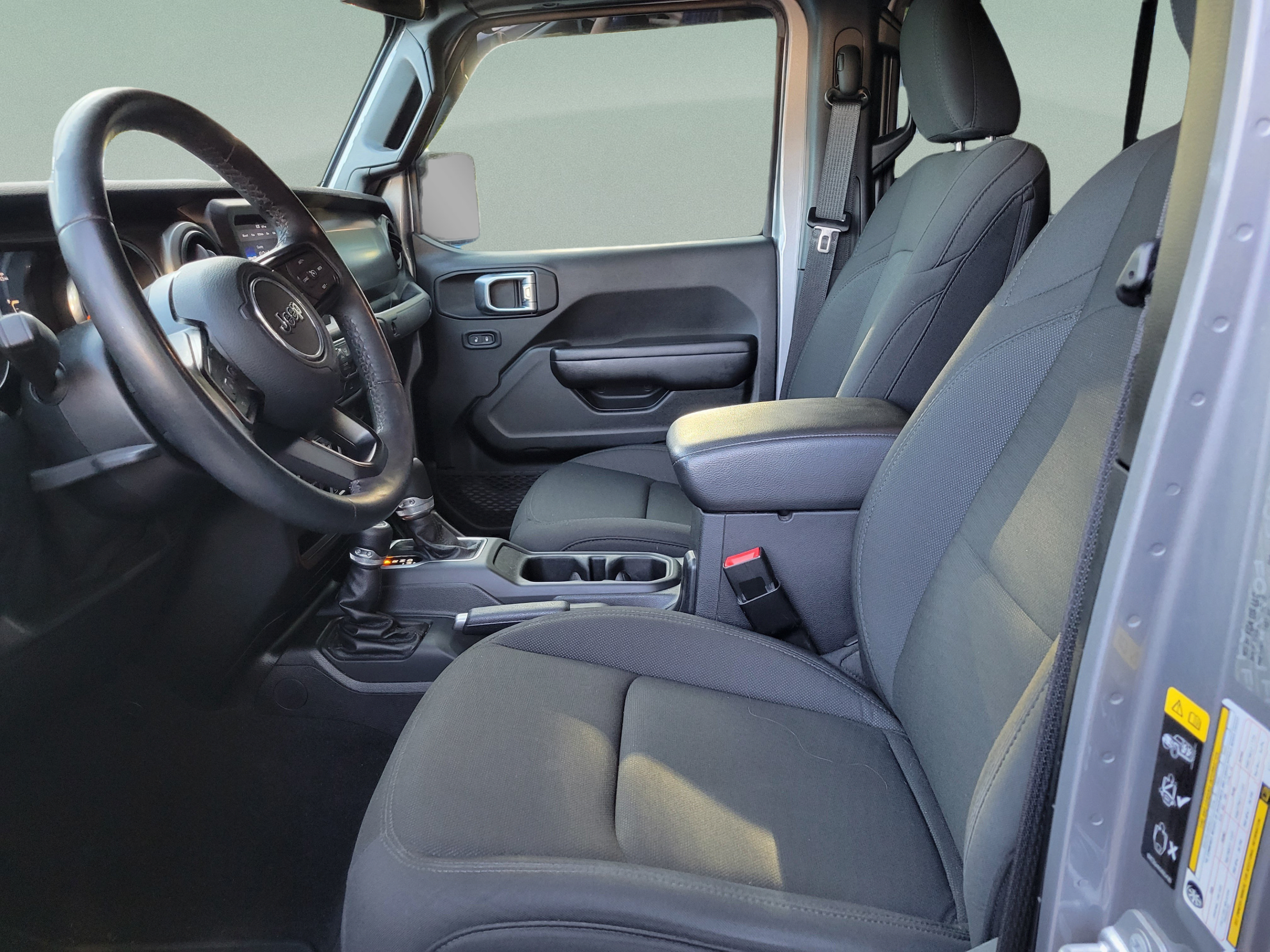 Certified 2020 Jeep Gladiator Sport w/ Quick Order Package 24S AWD/4WD image 15