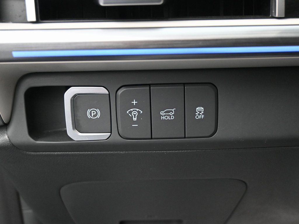 Used 2024 Hyundai Santa Fe Limited image 22