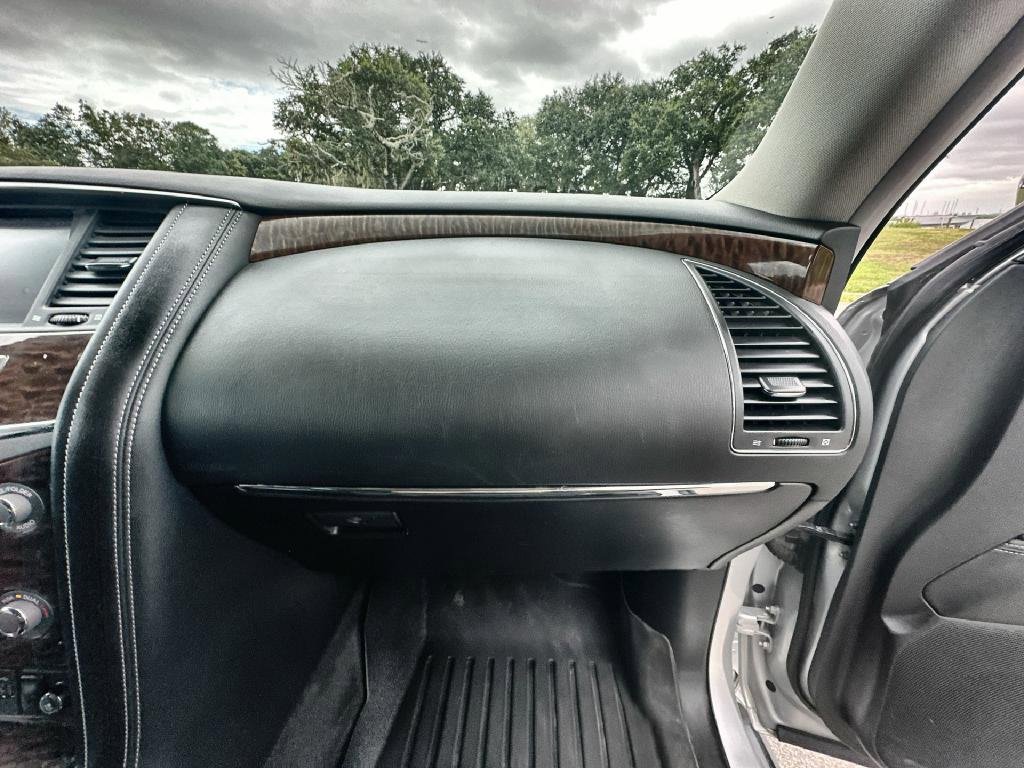 Used 2020 Nissan Armada Platinum w/ Captain's Chairs Package image 33