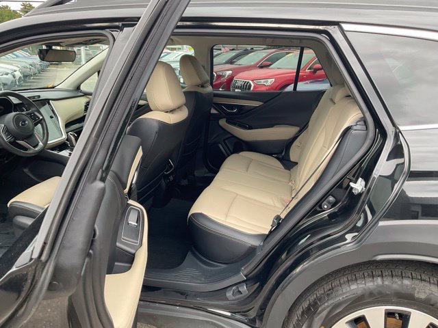 Used 2024 Subaru Outback Limited AWD/4WD image 18