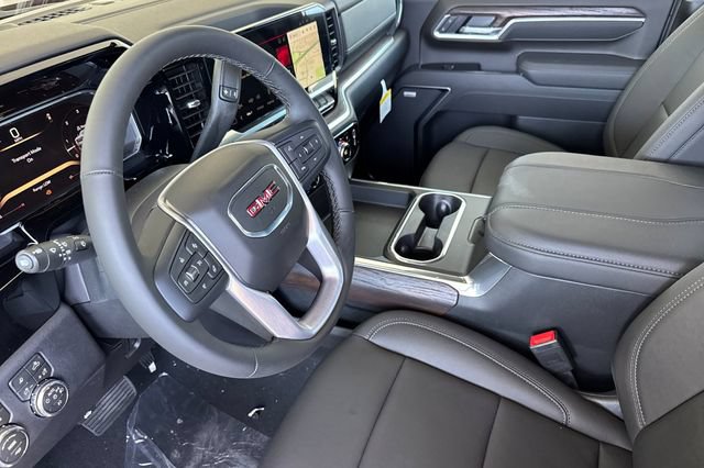 New 2026 GMC Sierra 2500 SLT w/ SLT Premium Package AWD/4WD image 10