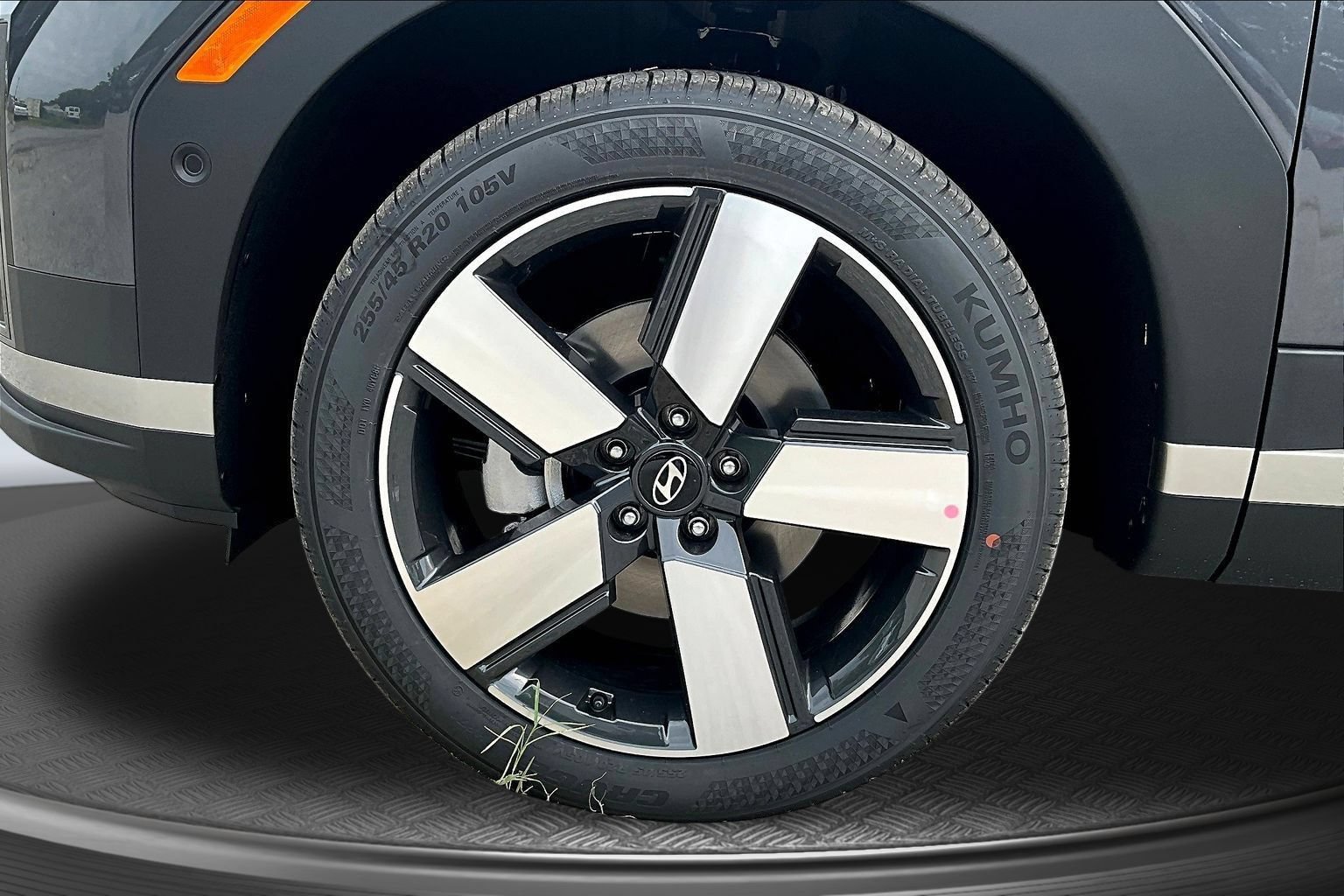 New 2026 Hyundai Santa Fe Limited AWD/4WD image 17
