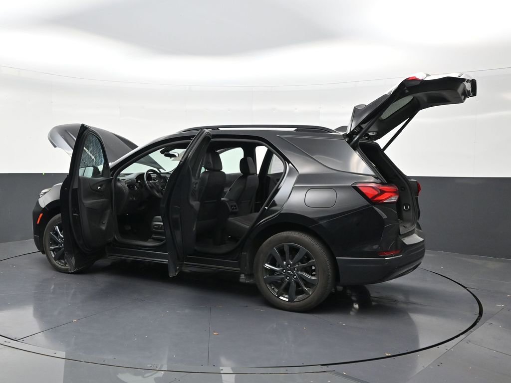Used 2023 Chevrolet Equinox RS FWD image 31