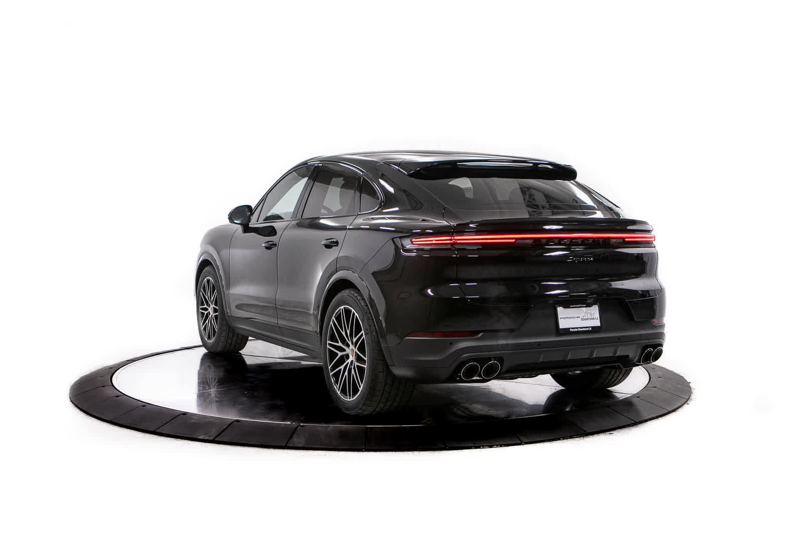 New 2026 Porsche Cayenne Coupe image 3