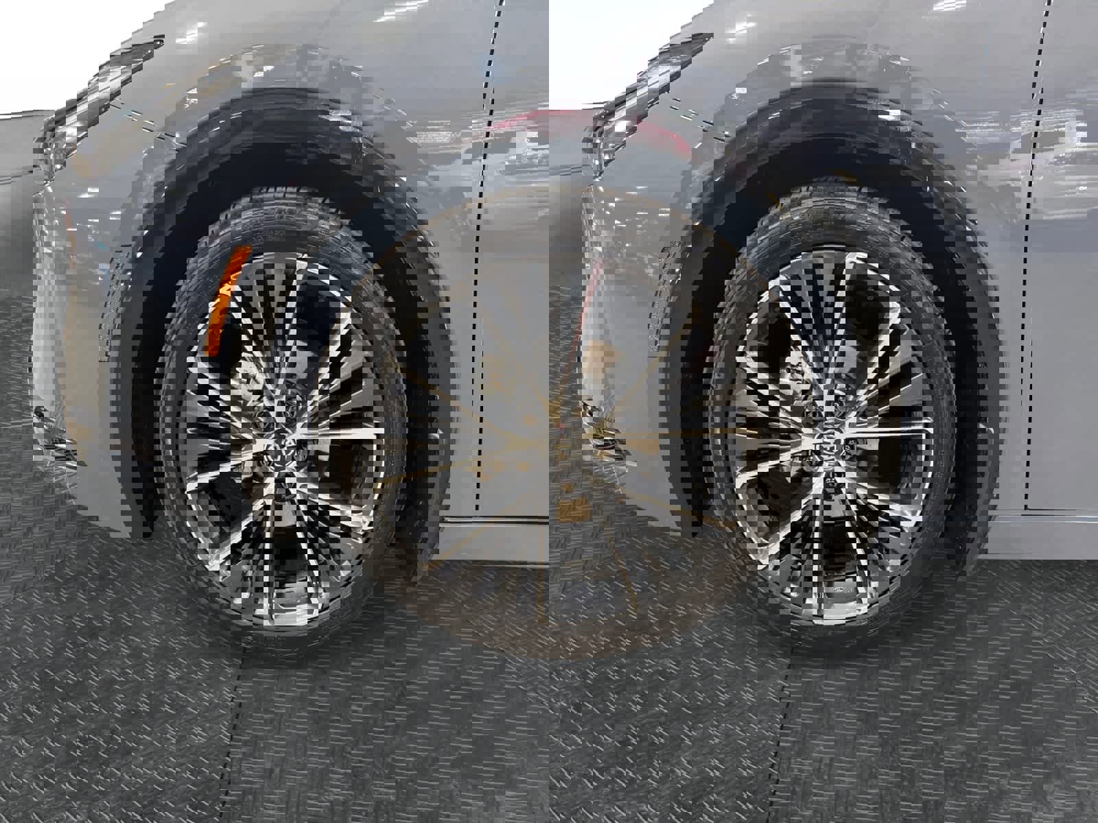 Used 2025 Toyota Prius XLE image 15