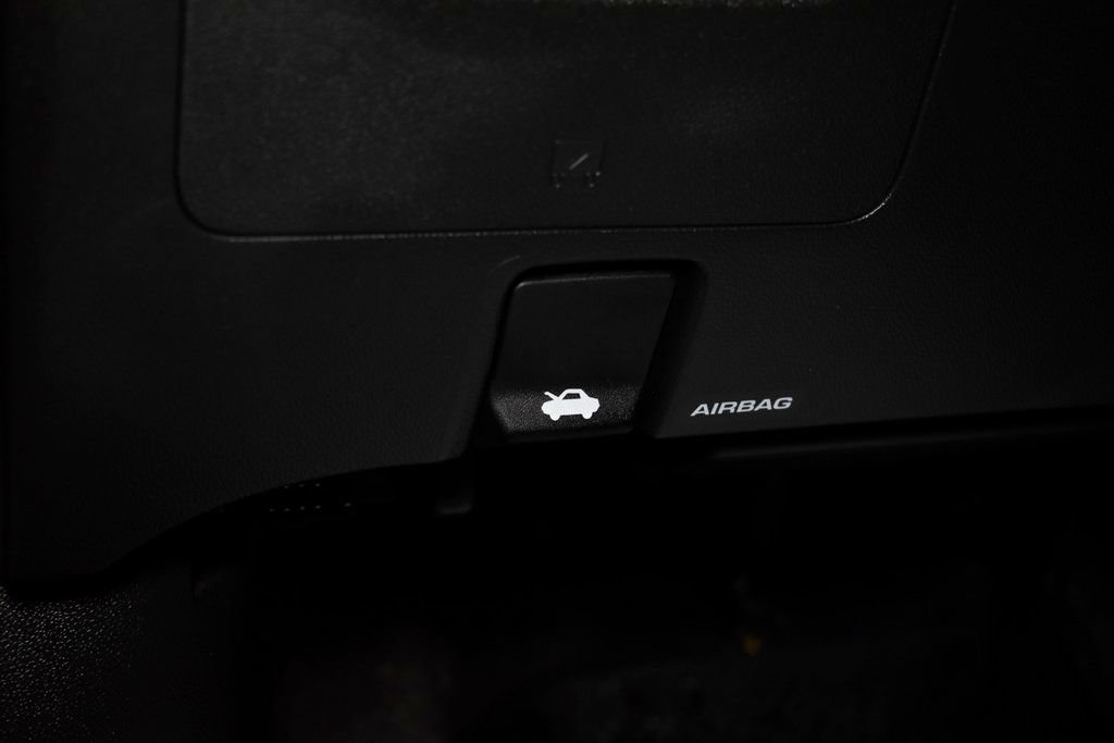 Used 2023 Chevrolet TrailBlazer RS w/ Convenience Package image 27