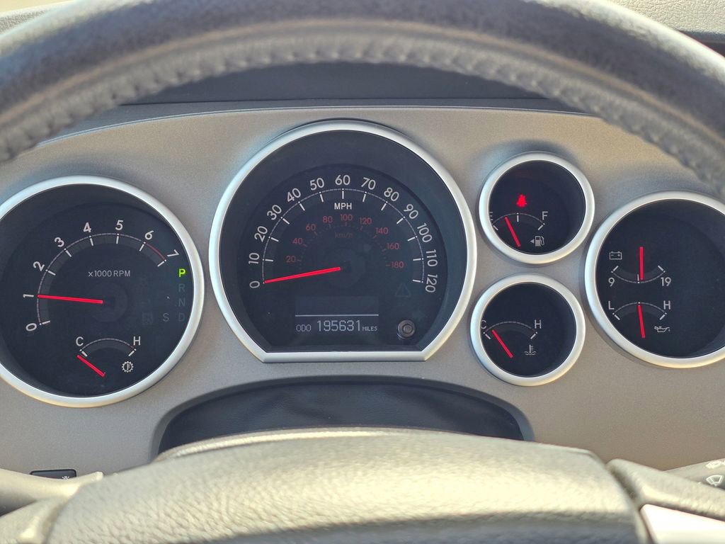 Used 2016 Toyota Sequoia Limited image 27