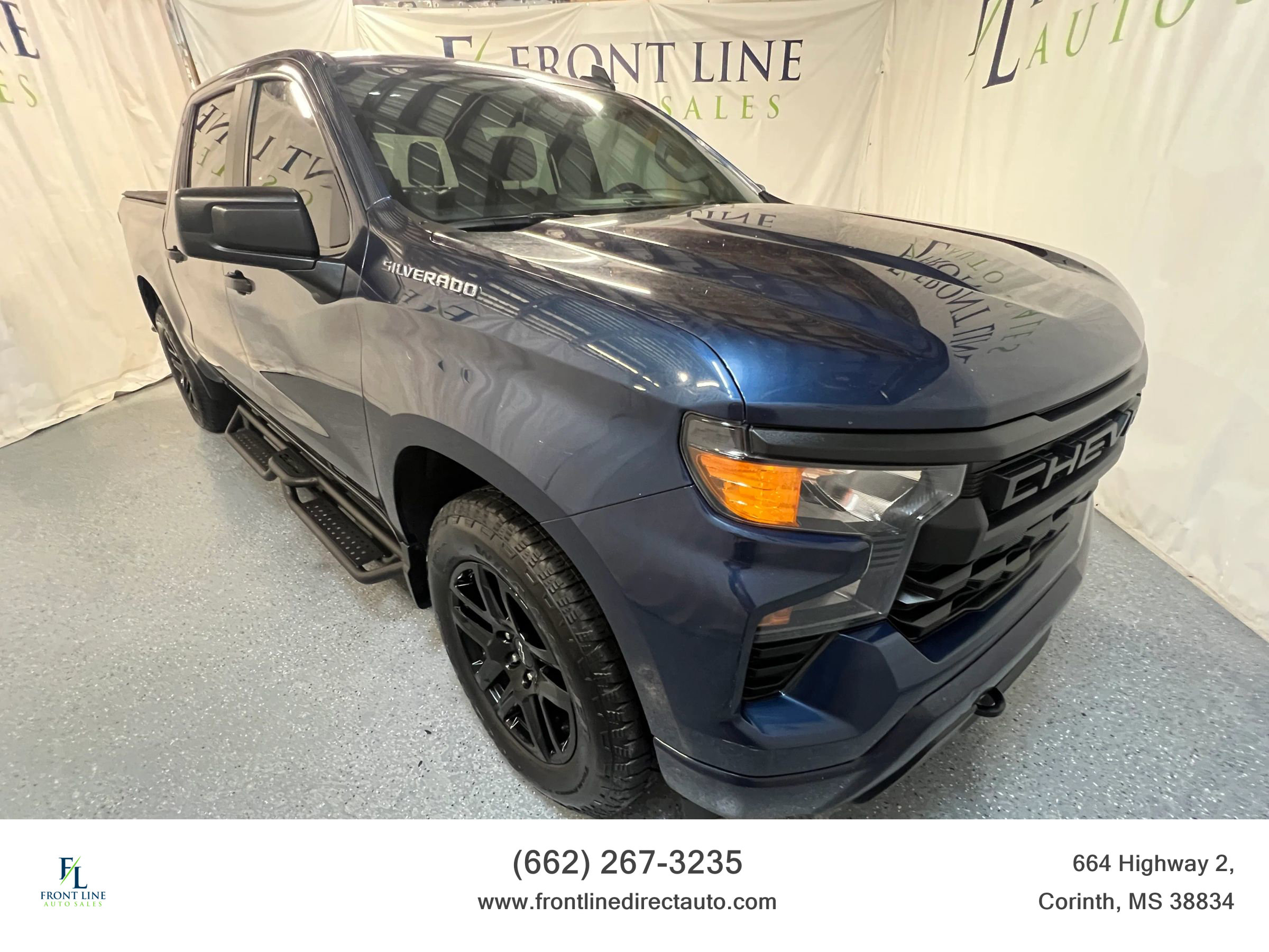 Used 2022 Chevrolet Silverado 1500 Custom image 1