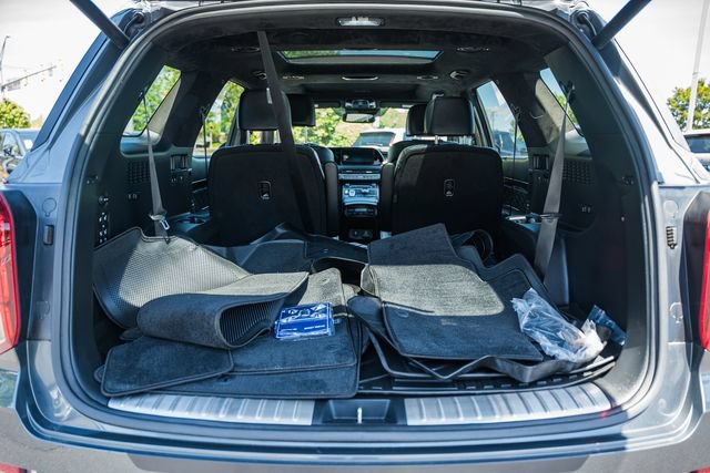 Used 2022 Hyundai Palisade Calligraphy w/ Cargo Package FWD image 9