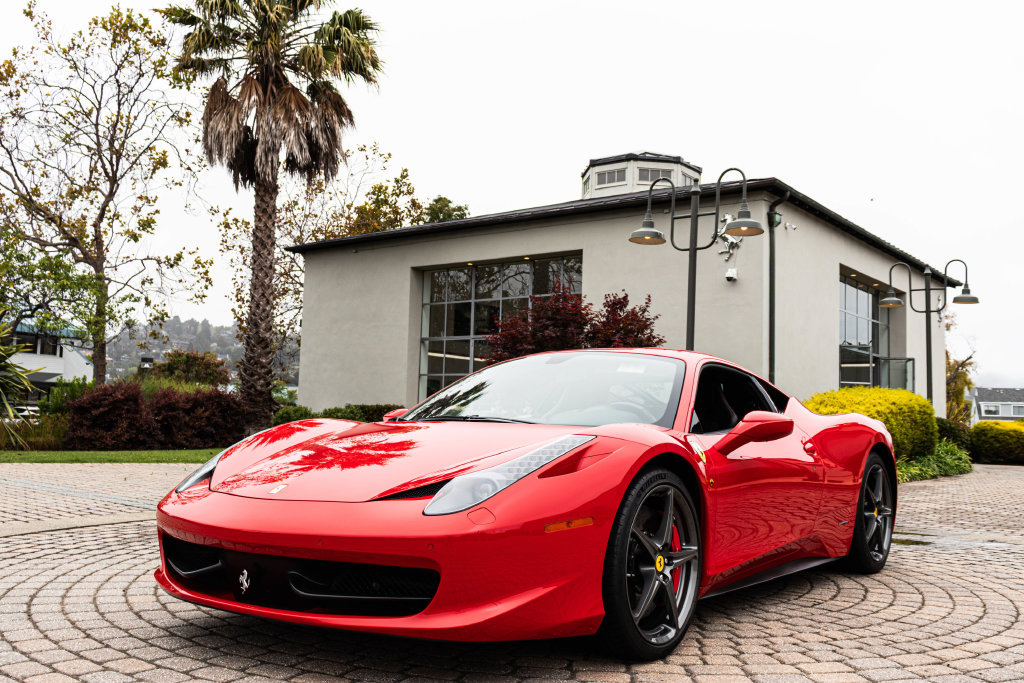 Used 2015 Ferrari 458 Italia Coupe RWD image 28