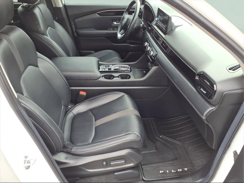 Used 2025 Honda Pilot EX-L image 15