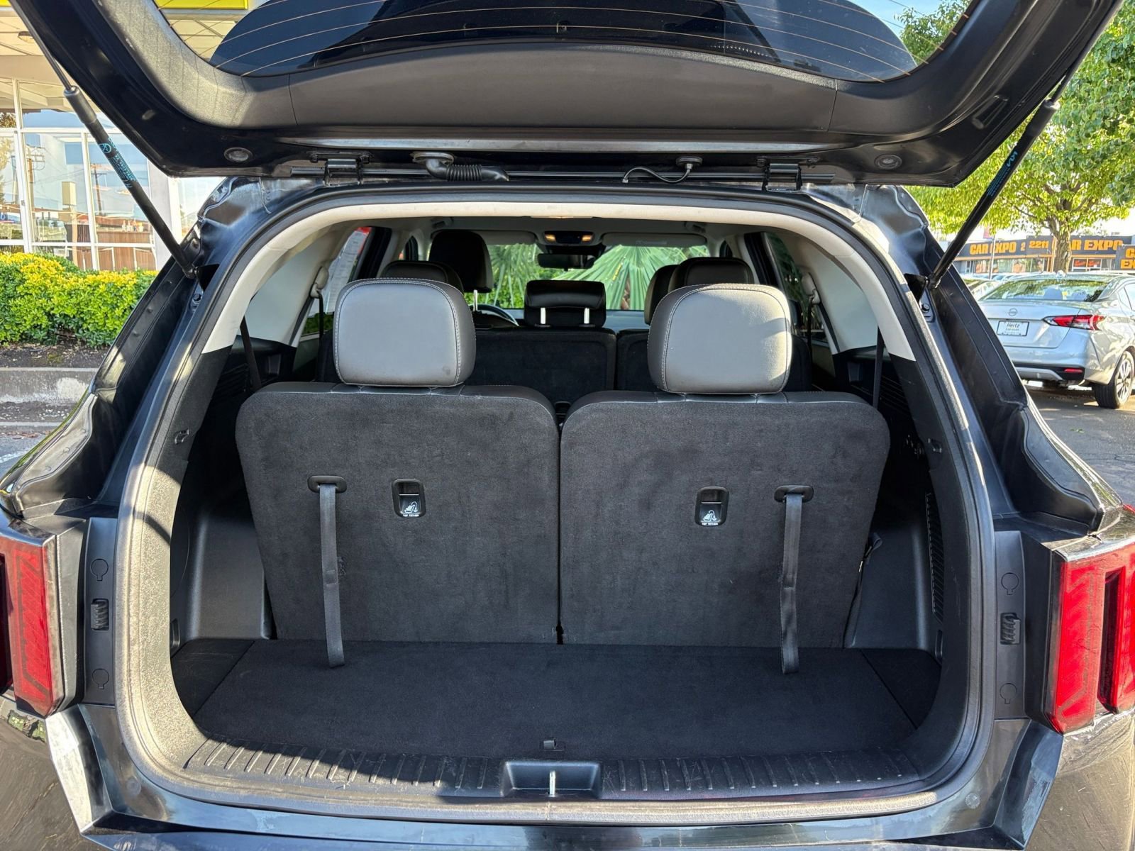 Used 2024 Kia Sorento S FWD image 34