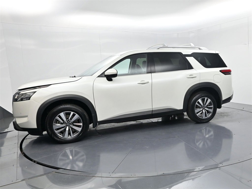 Used 2022 Nissan Pathfinder SL image 4