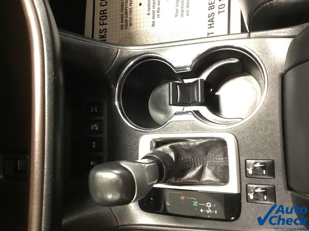 Used 2019 Toyota Highlander XLE w/ Carpet Mat Package (TMS) AWD/4WD image 51