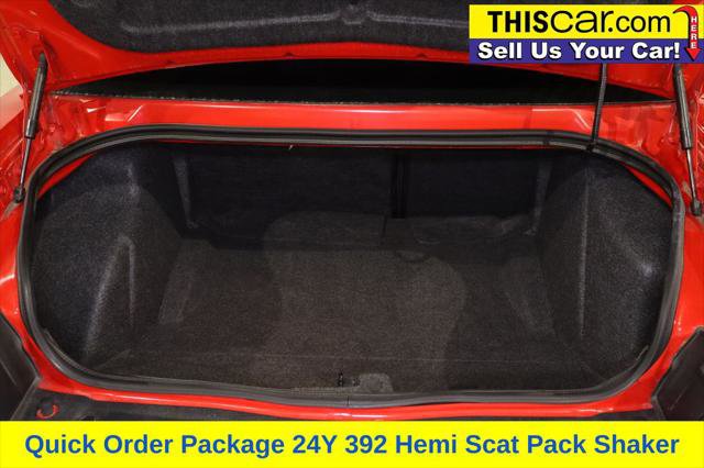 Used 2016 Dodge Challenger R/T Scat Pack RWD image 11