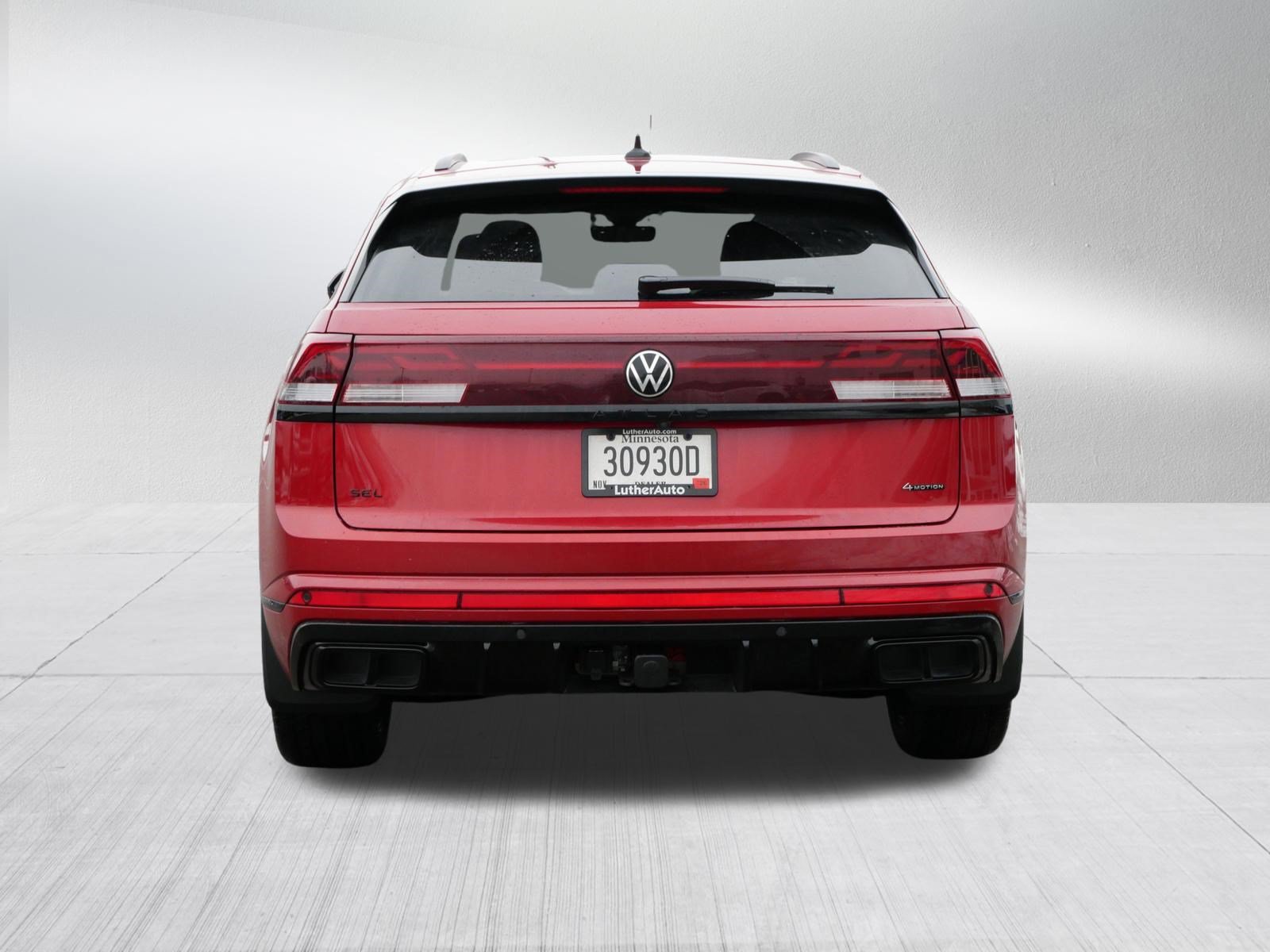 Certified 2025 Volkswagen Atlas Cross Sport SEL R-Line AWD/4WD image 6