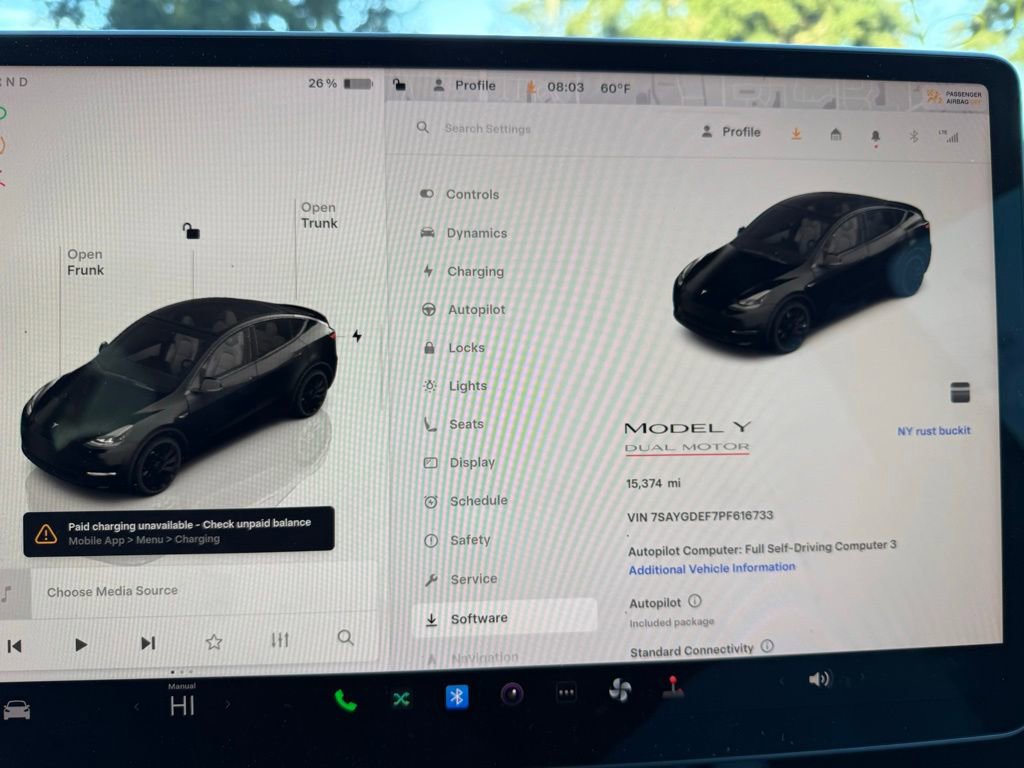 Used 2023 Tesla Model Y Performance image 23