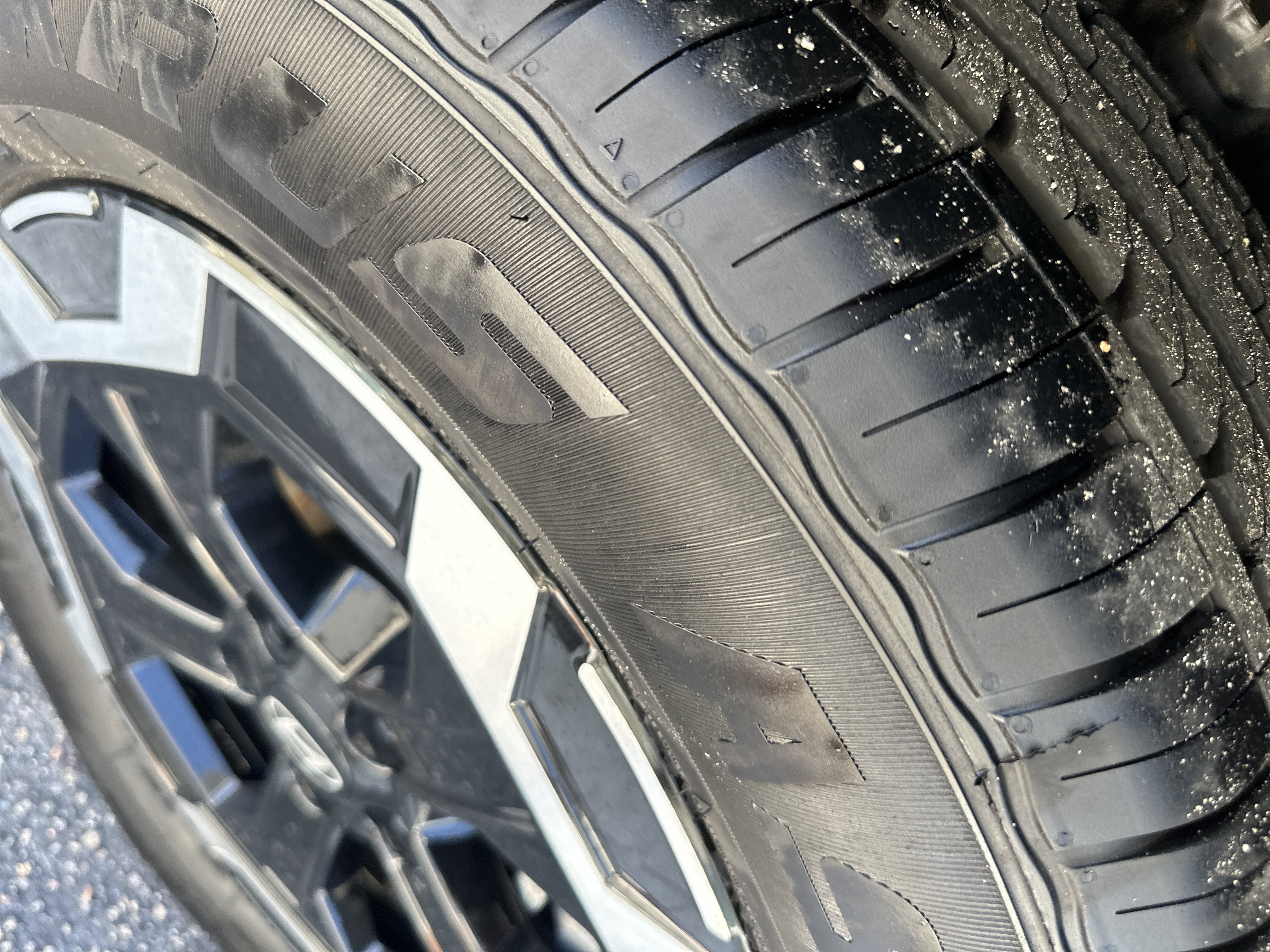 Used 2024 Hyundai Santa Fe SEL image 7