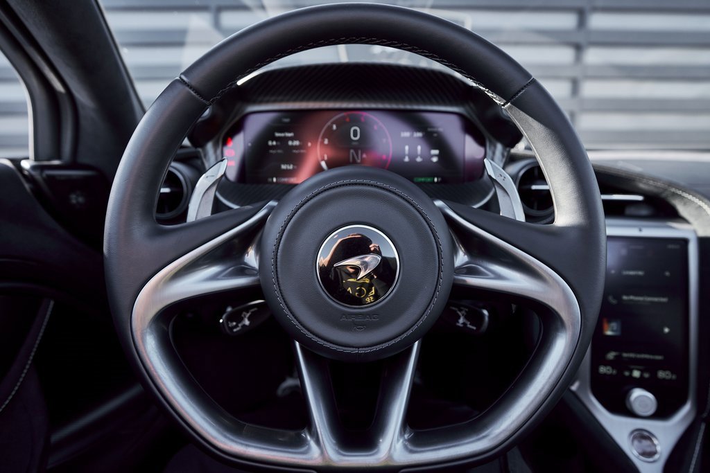 Used 2024 McLaren 750S Spider image 49