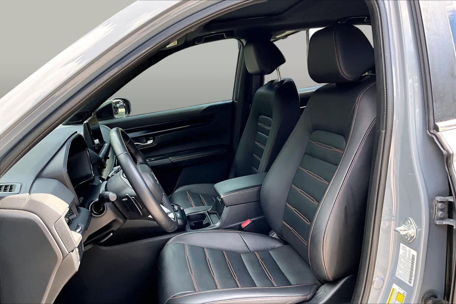 Used 2025 Honda CR-V Sport-L image 8