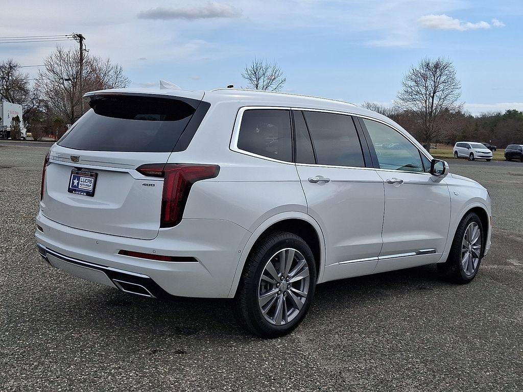 Used 2023 Cadillac XT6 Premium Luxury w/ Technology Package AWD/4WD image 12