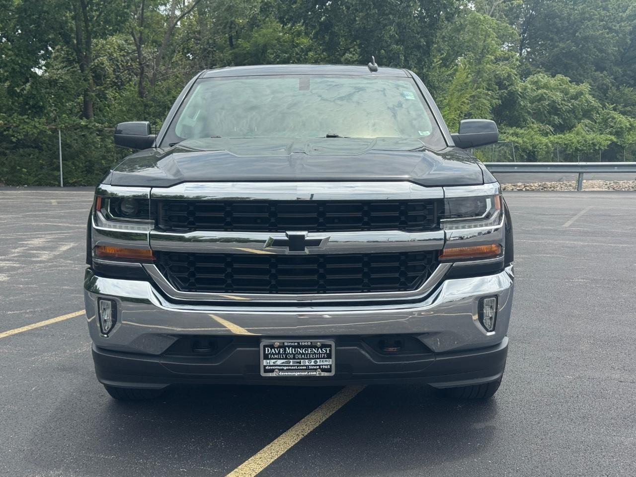 Used 2018 Chevrolet Silverado 1500 LT w/ All Star Edition AWD/4WD image 10