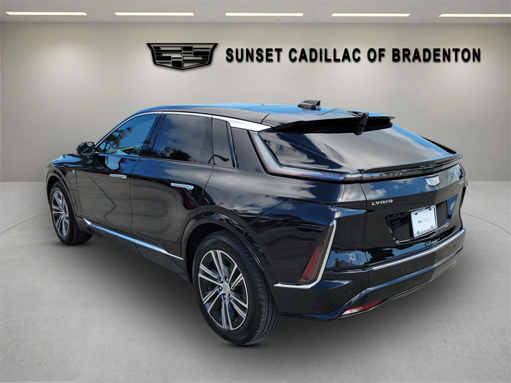 Certified 2025 Cadillac Lyriq Luxury image 6