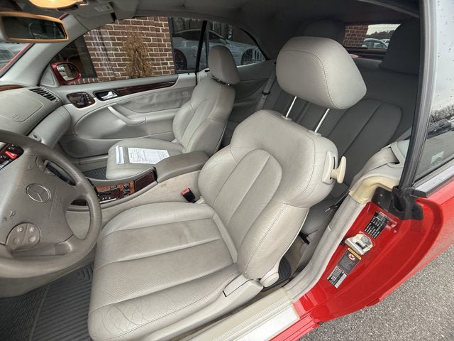 Used 2002 Mercedes-Benz CLK 320 Cabriolet image 14