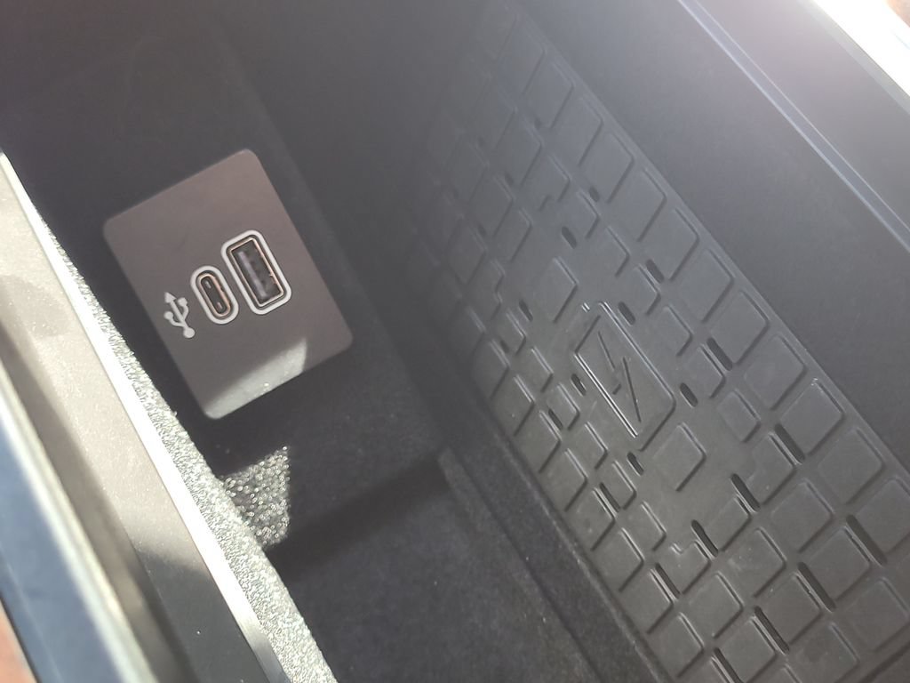 Used 2025 Lincoln Navigator L Black Label AWD/4WD image 29