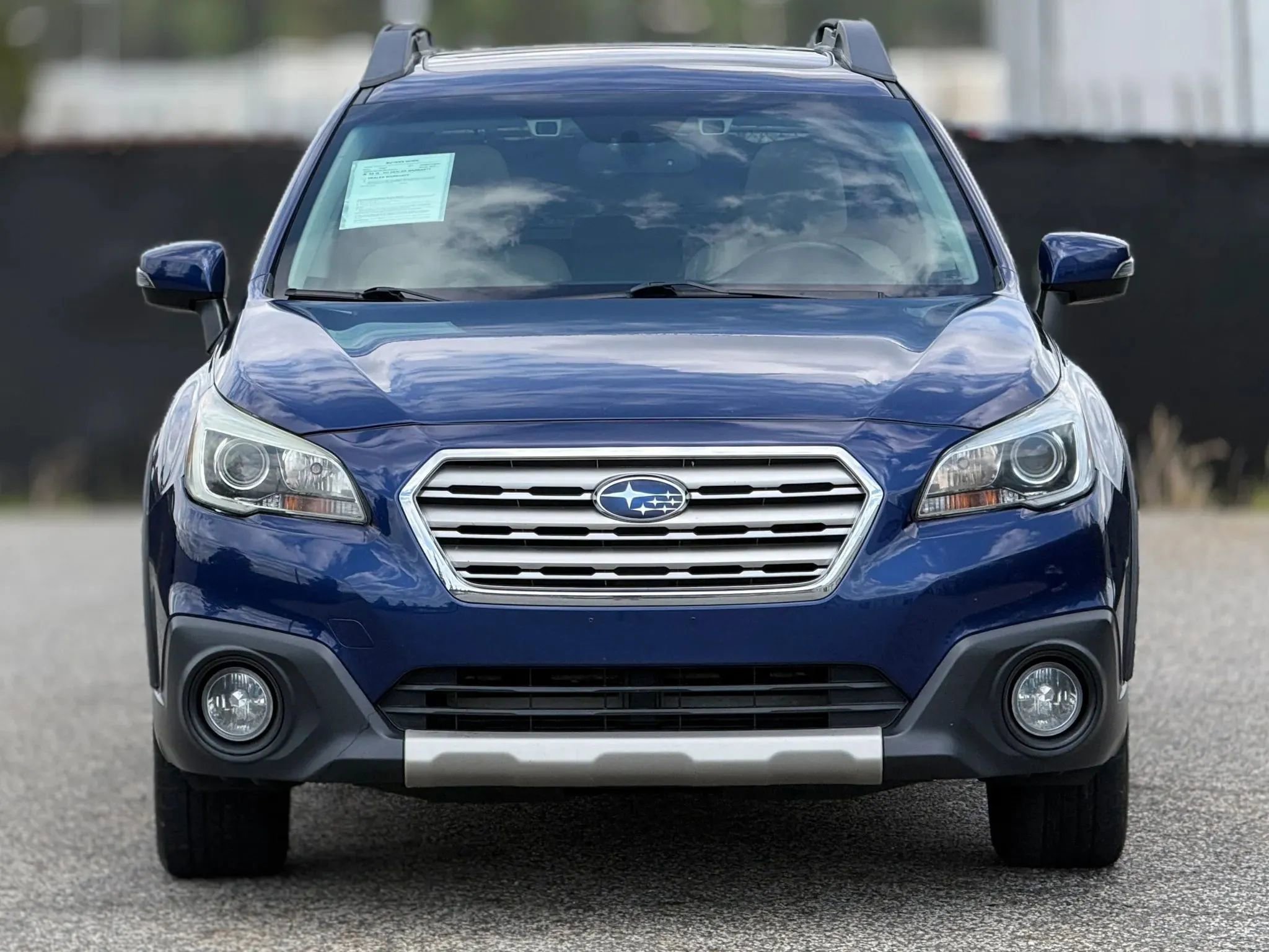 Used 2015 Subaru Outback 3.6R Limited AWD/4WD image 5