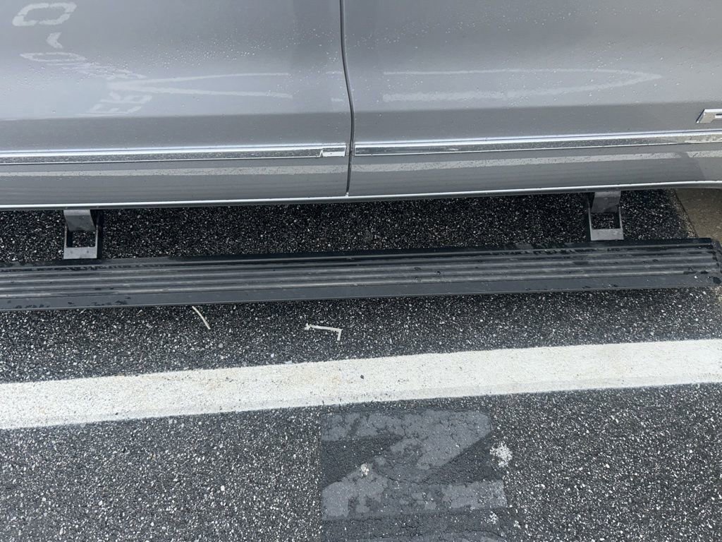 Used 2025 RAM 1500 Limited image 15