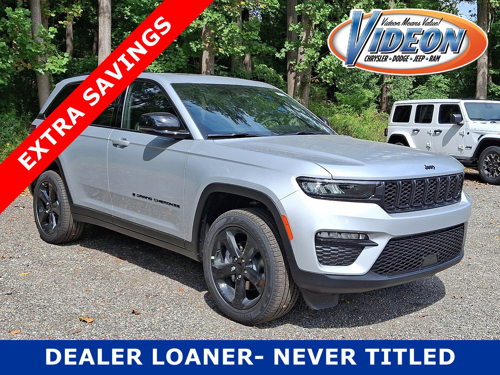 New 2025 Jeep Grand Cherokee Limited w/ Black Appearance Package AWD/4WD image 1