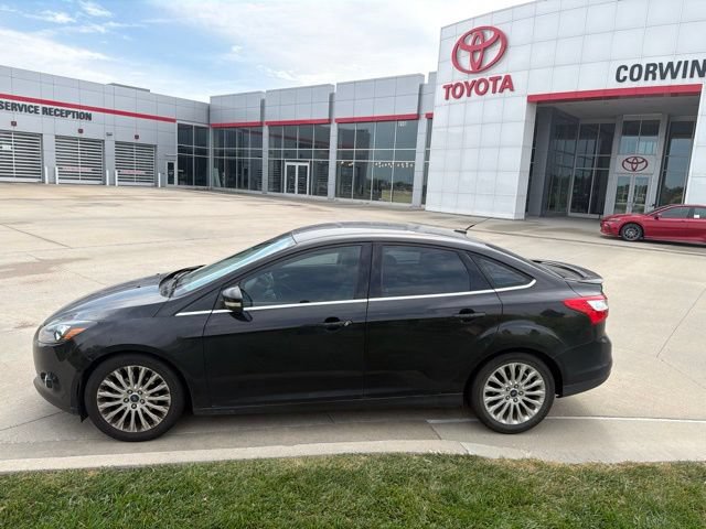 Used 2012 Ford Focus Titanium FWD image 7