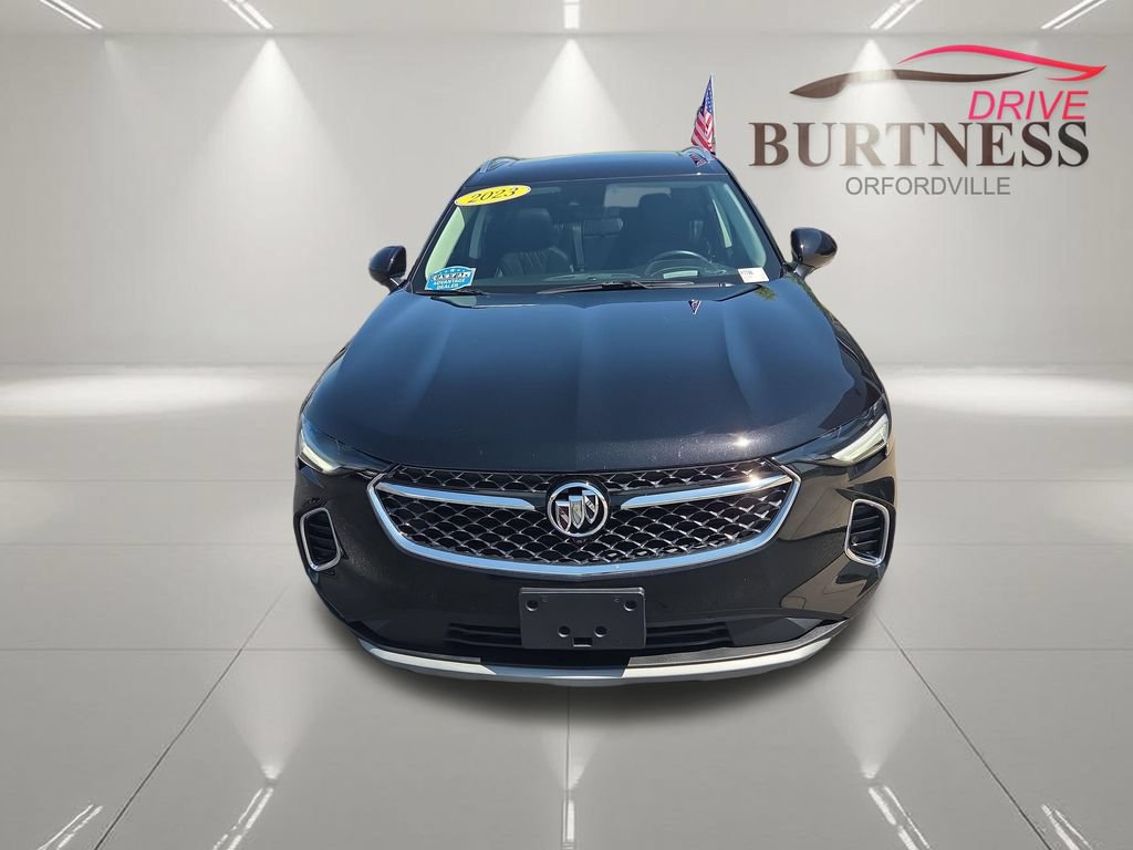 Certified 2023 Buick Envision Avenir AWD/4WD image 3