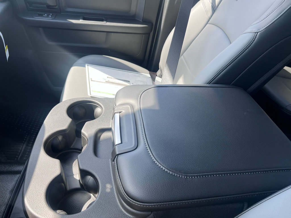 New 2026 RAM 3500 Tradesman AWD/4WD image 26
