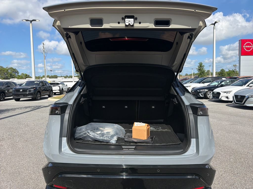 Certified 2024 Nissan Ariya AWD image 9