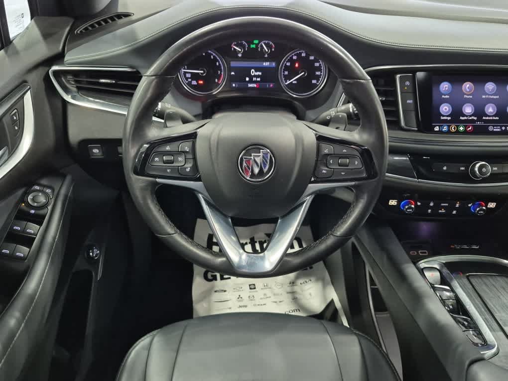 Used 2023 Buick Enclave Essence AWD/4WD image 11