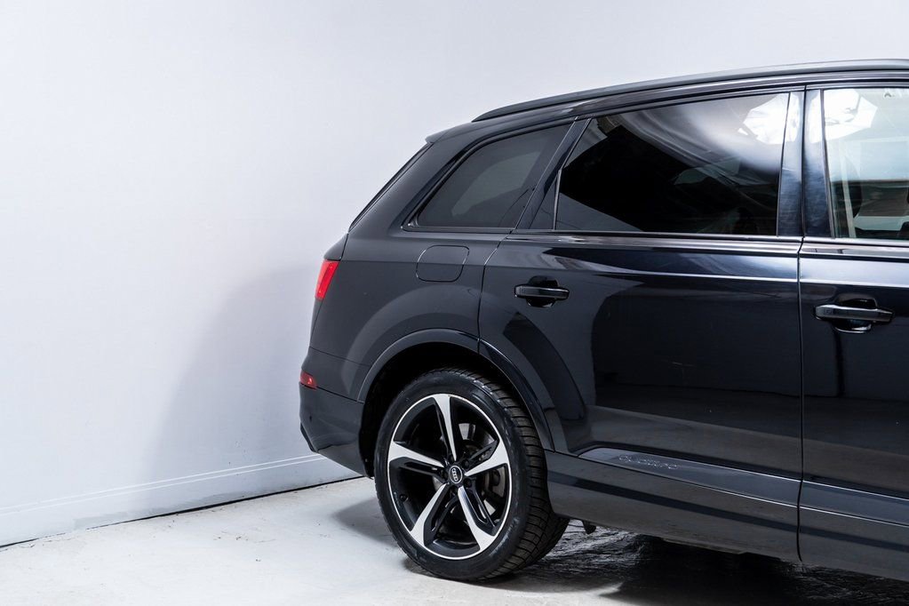 Used 2019 Audi Q7 3.0T Prestige AWD/4WD image 11