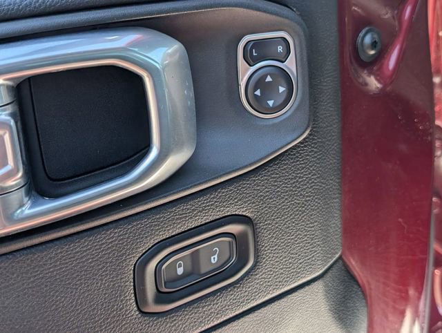 Used 2021 Jeep Wrangler Unlimited Rubicon AWD/4WD image 11