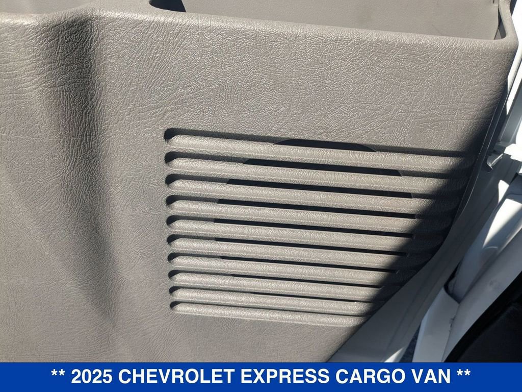 Used 2025 Chevrolet Express 3500 Extended image 14