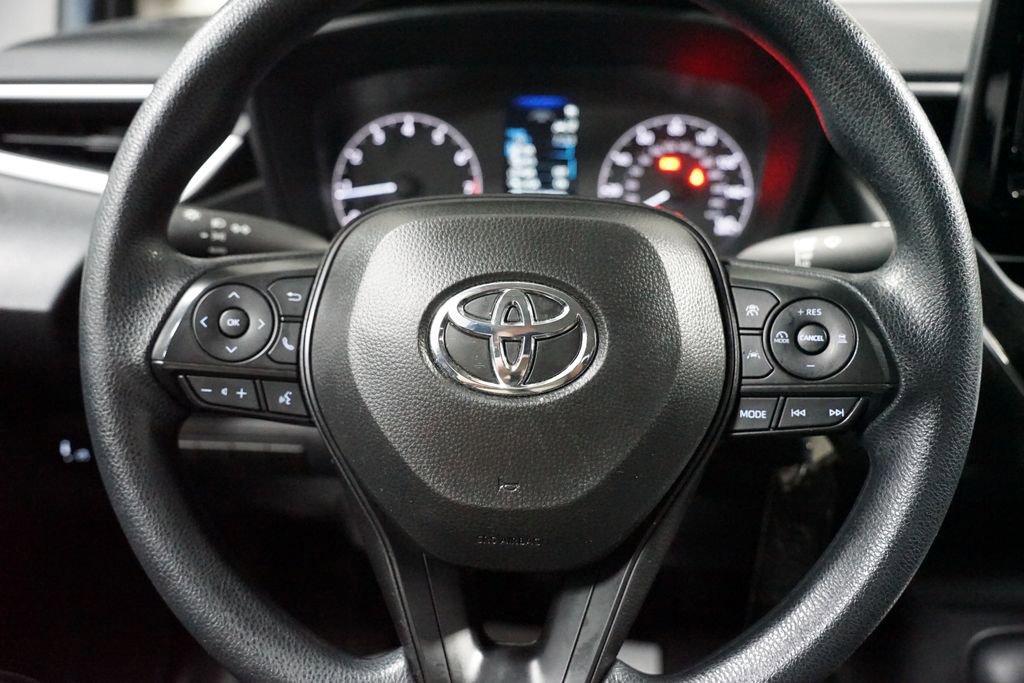 Certified 2025 Toyota Corolla LE image 12
